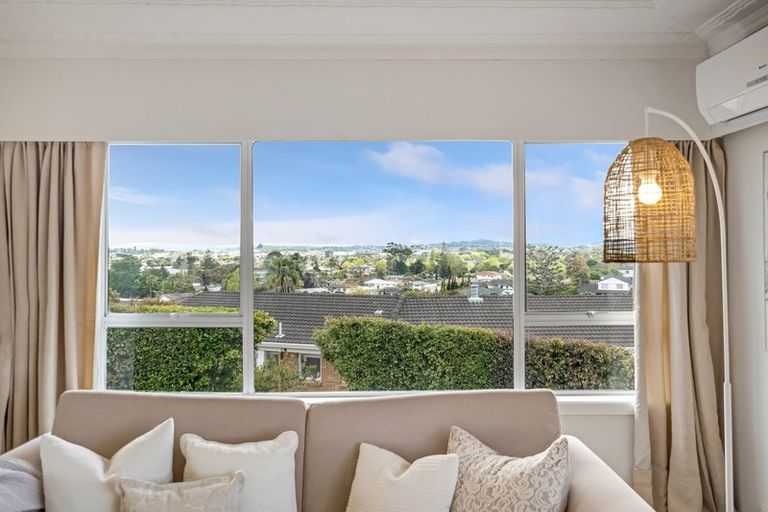 Photo of property in 29 Marriott Road, Pakuranga, Auckland, 2010