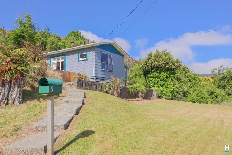 Photo of property in 9 Ross Street, Dunollie, Runanga, 7803