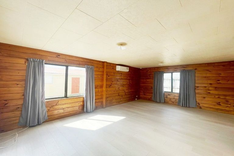 Photo of property in 116 Porchester Road, Papakura, 2110