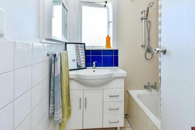 Photo of property in 78 Weymouth Road, Manurewa, Auckland, 2102