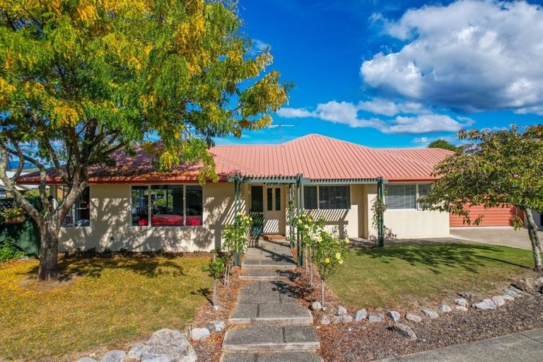 Photo of property in 14 Whiting Drive, Wakefield, 7025