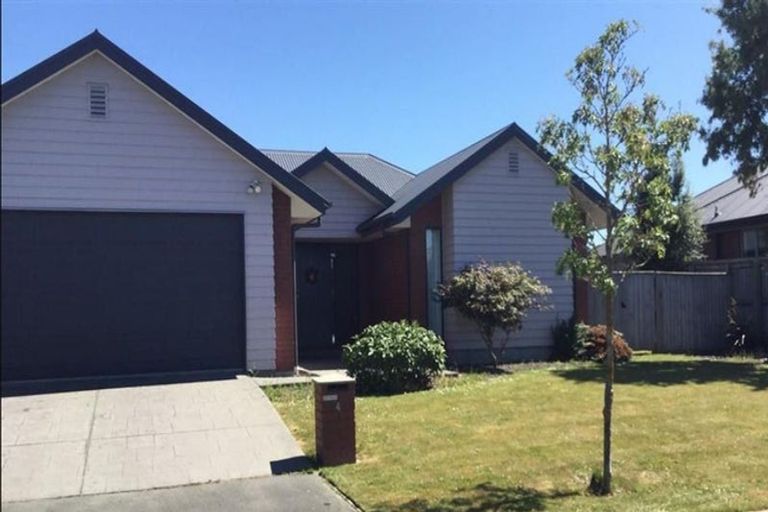 Photo of property in 4 Taiwhenua Street, Rangiora, 7400