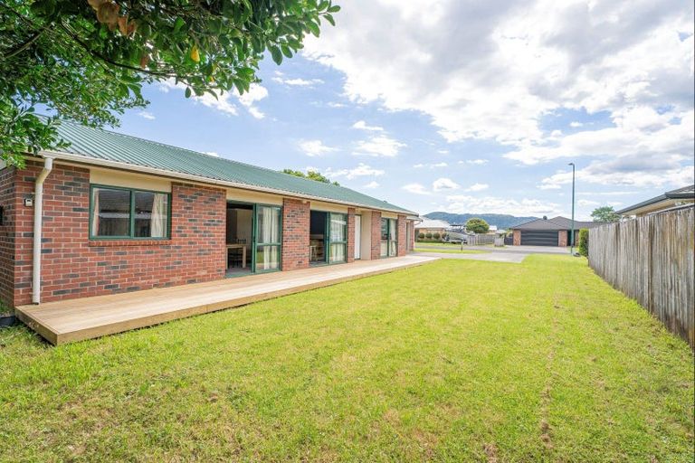 Photo of property in 40 Cholmondeley Crescent, Whitianga, 3510