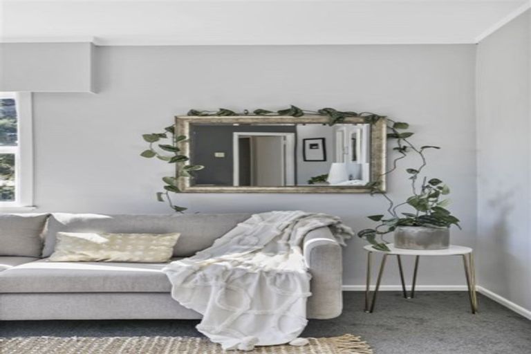 Photo of property in 75 Saffron Street, Birkdale, Auckland, 0626