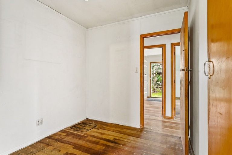 Photo of property in 118 Forrest Hill Road, Forrest Hill, Auckland, 0620