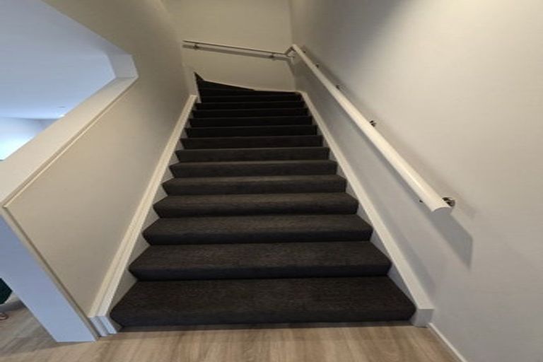 Photo of property in 5 Pipi Place, Levin, 5510