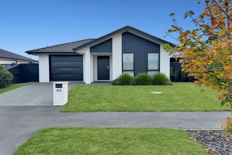Photo of property in 44 Conailus Street, Halswell, Christchurch, 8025