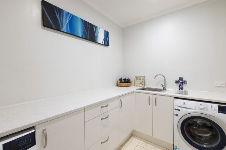 Photo of property in 70 Hollister Lane, Ohauiti, Tauranga, 3112