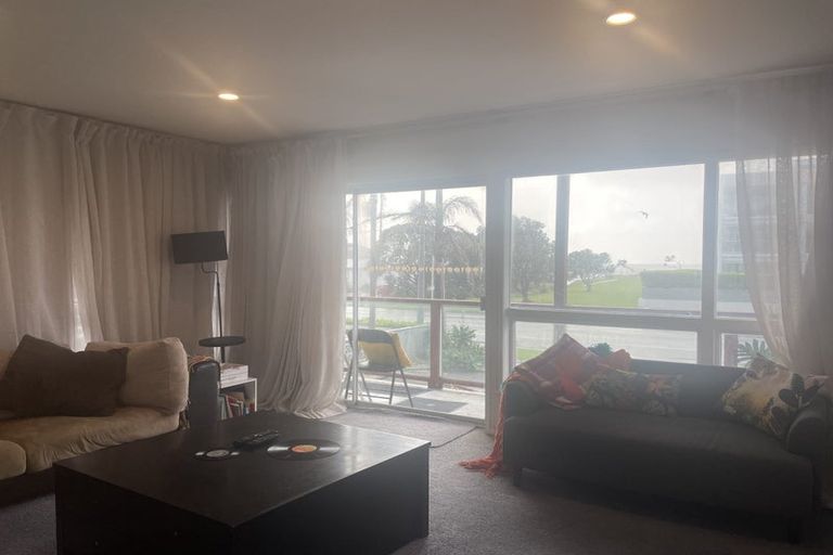 Photo of property in 8/416 Hibiscus Coast Highway, Orewa, 0931