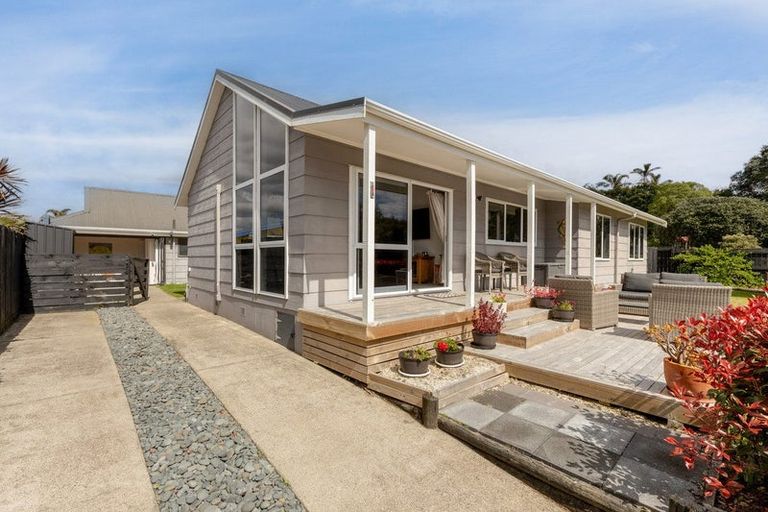 Photo of property in 9 Alpha Avenue, Coastlands, Whakatane, 3120
