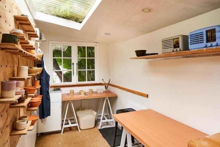 Photo of property in 59 Marine Parade, Eastbourne, Lower Hutt, 5013