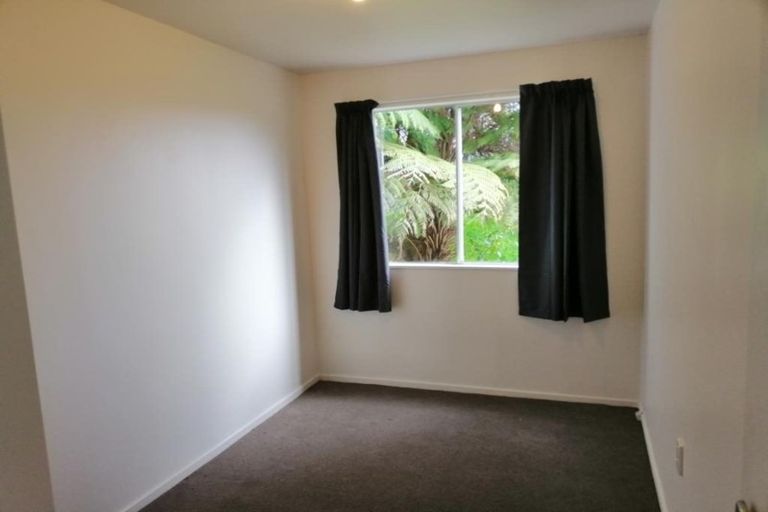 Photo of property in 13 Haven Grove, Naenae, Lower Hutt, 5011