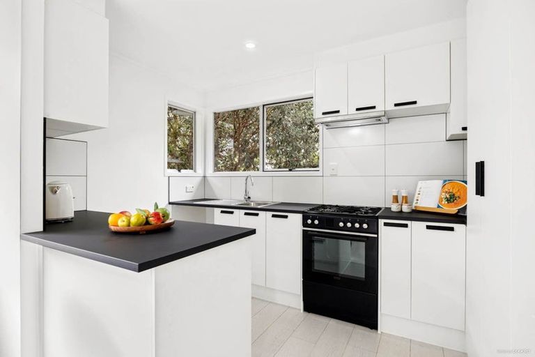 Photo of property in 207 Gills Road, Half Moon Bay, Auckland, 2014