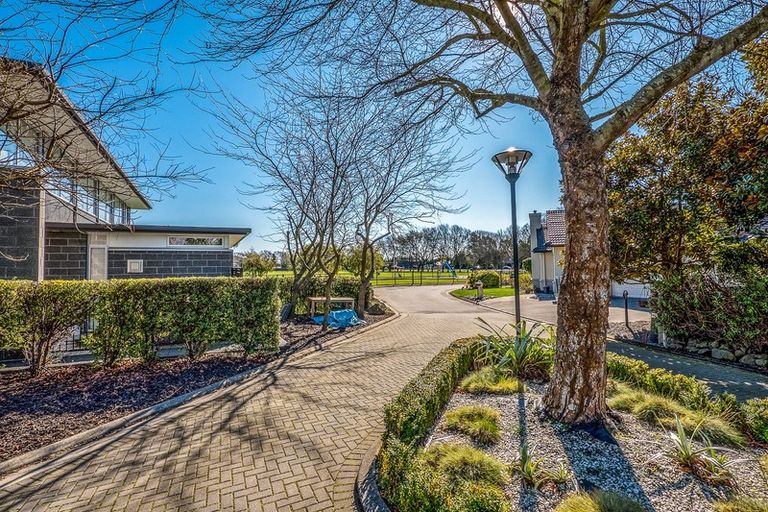 Photo of property in 5 Kilmuir Lane, Harewood, Christchurch, 8051