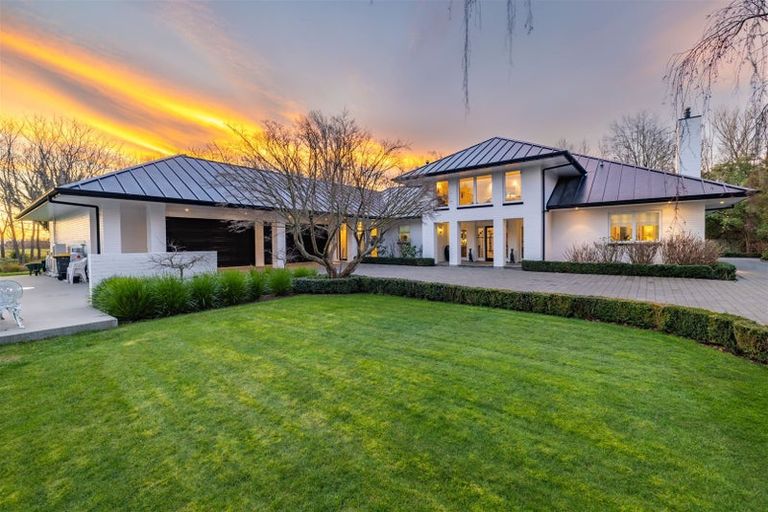 Photo of property in 254 Old Tai Tapu Road, Kennedys Bush, Christchurch, 7672