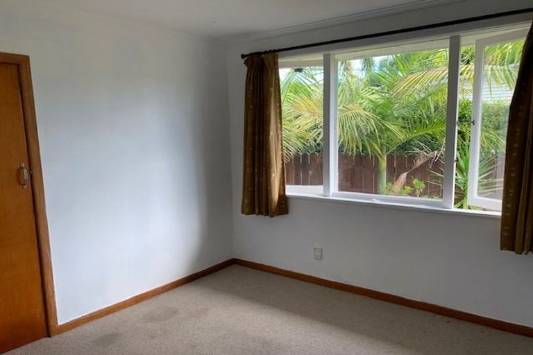 Photo of property in 1/34a Tomo Street, New Lynn, Auckland, 0600