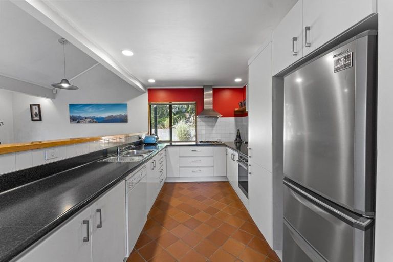 Photo of property in 66 Holborn Drive, Stokes Valley, Lower Hutt, 5019