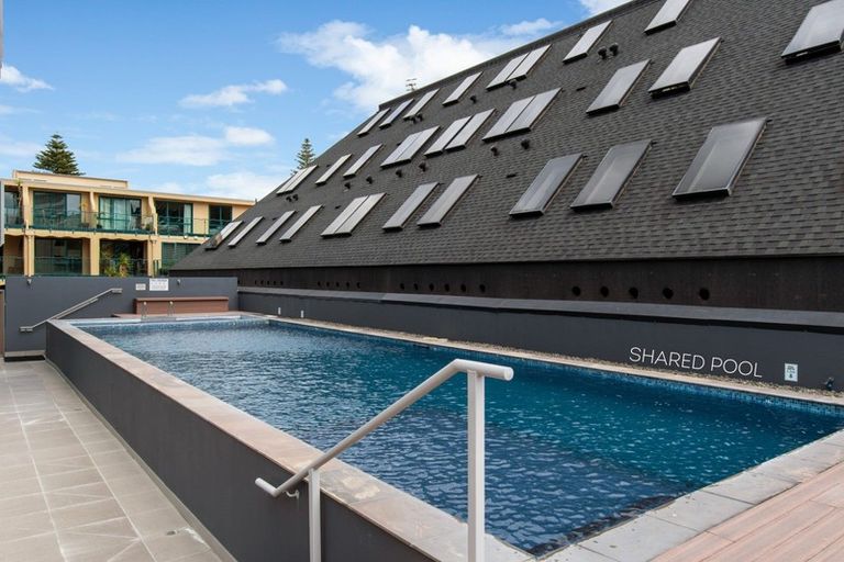 Photo of property in 4/8 Maunganui Road, Mount Maunganui, 3116