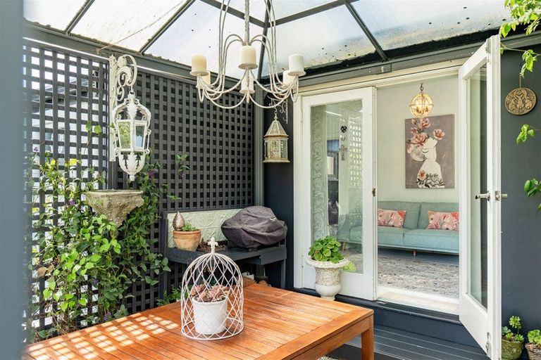 Photo of property in 7 Moore Street, Milton, 9220