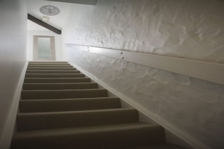 Photo of property in Oceanside Apartments, 10/453 Hibiscus Coast Highway, Orewa, 0931