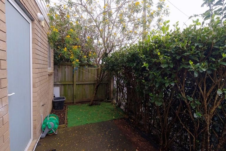 Photo of property in 1 Chiefs Court, Hamilton East, Hamilton, 3216