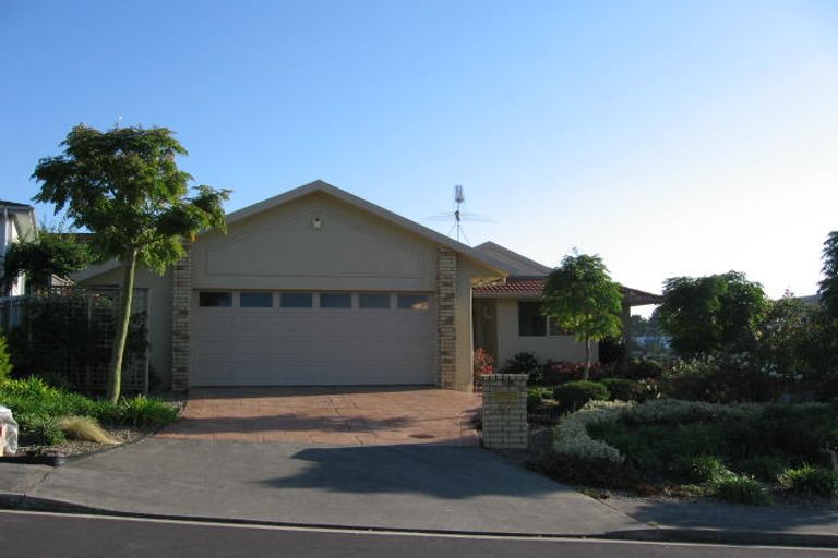 Photo of property in 42 Mulgan Way, Browns Bay, Auckland, 0630
