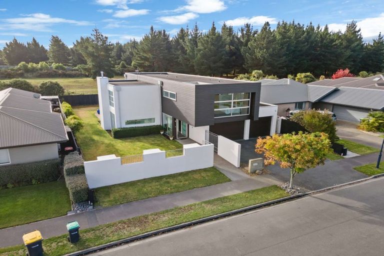 Photo of property in 12 Reka Street, Parklands, Christchurch, 8083