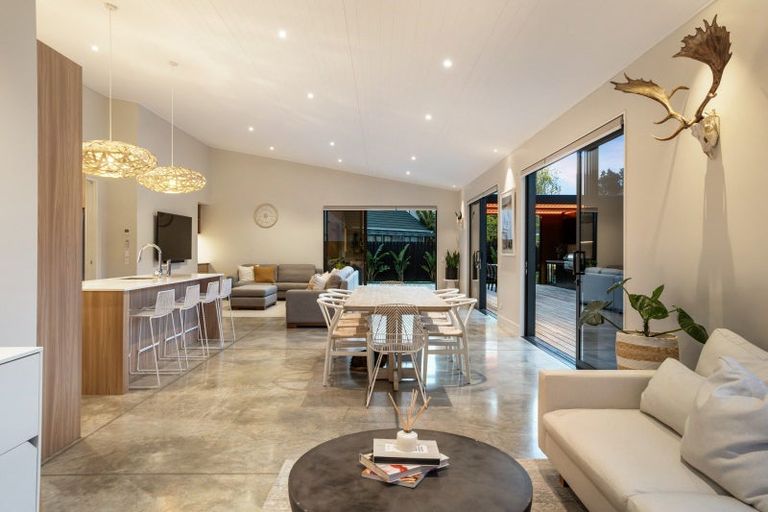 Photo of property in 107 Wattle Place, Whangamata, 3620