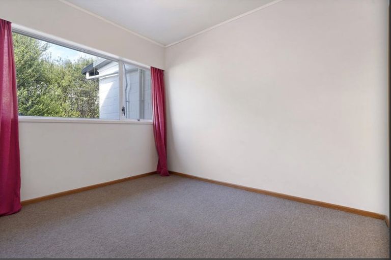 Photo of property in 3/1 Botany Road, Howick, Auckland, 2010