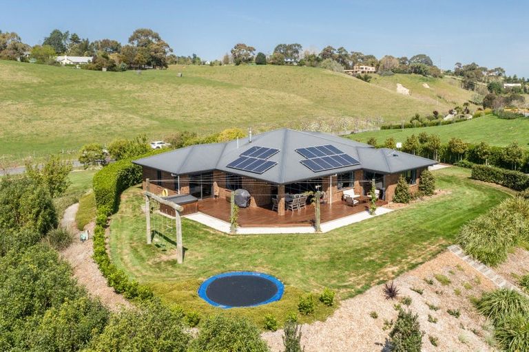 Photo of property in 22 Penrith Road, Poraiti, Napier, 4182