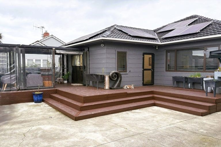 Photo of property in 705 Massey Street, Akina, Hastings, 4122