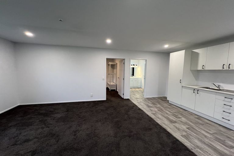 Photo of property in 171 Boord Crescent, Kumeu, 0891