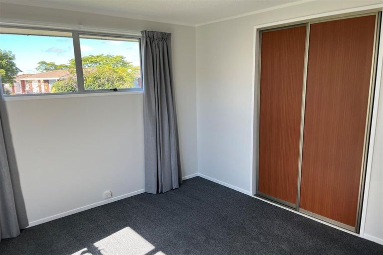 Photo of property in 1/7 James Condon Place, Redwood, Christchurch, 8051