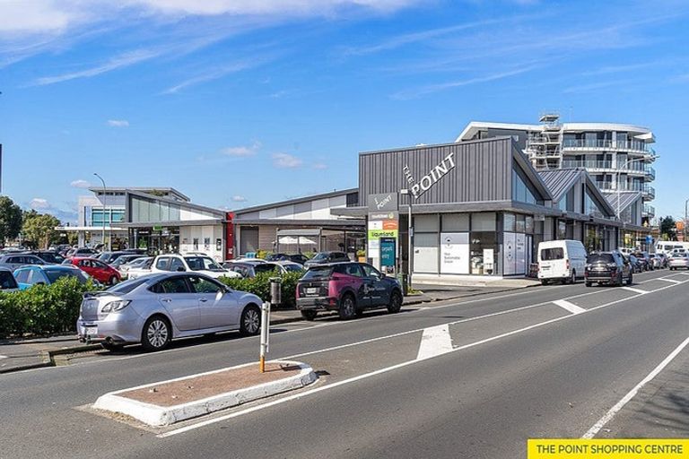 Photo of property in 742b Te Atatu Road, Te Atatu Peninsula, Auckland, 0610