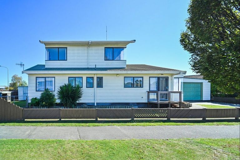Photo of property in 38 Titoki Crescent, Pirimai, Napier, 4112