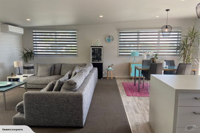 Photo of property in 7 Protea Drive, Cable Bay, 0420