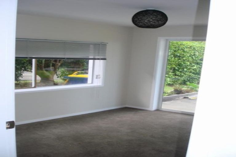 Photo of property in 1/47 Braemar Road, Rothesay Bay, Auckland, 0630