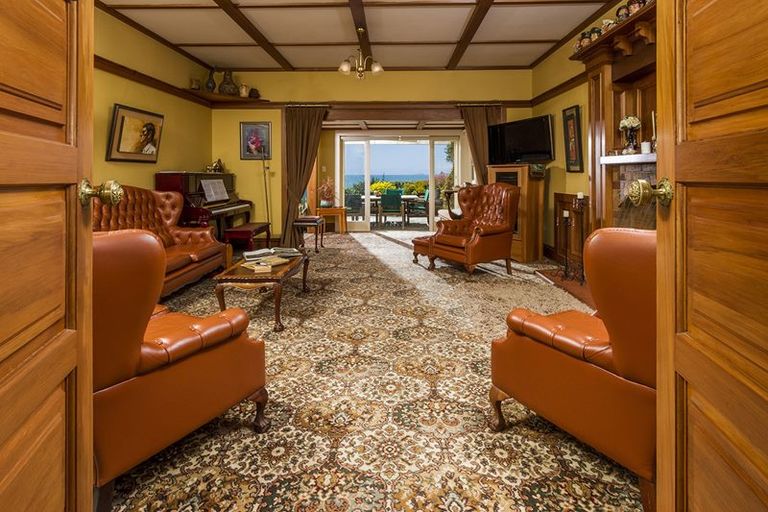 Photo of property in 27 Clifton Road, Hauraki, Auckland, 0622