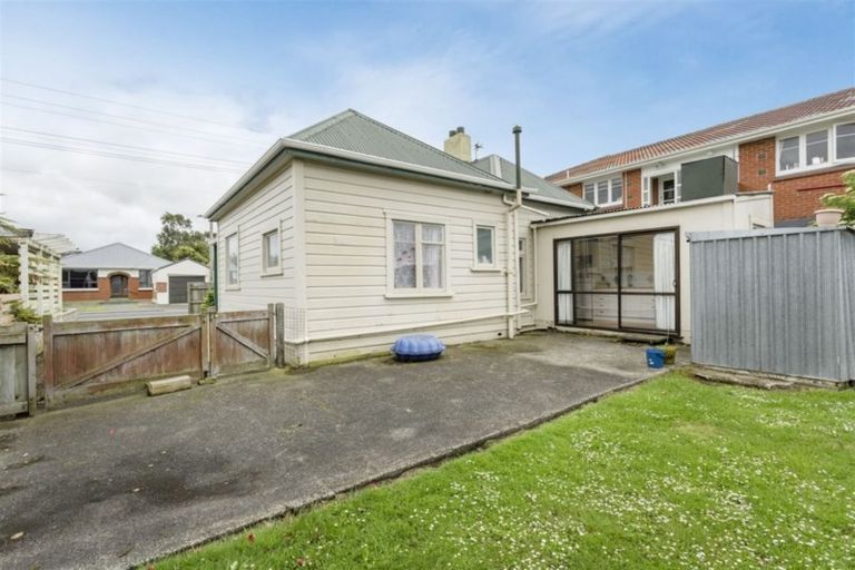 Photo of property in 123 Bay View Road, South Dunedin, Dunedin, 9012