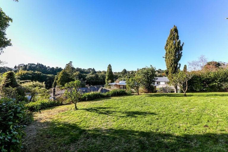 Photo of property in 128 Huatoki Street, Frankleigh Park, New Plymouth, 4310