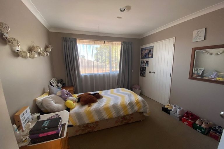 Photo of property in 48 Senator Drive, Manurewa, Auckland, 2105