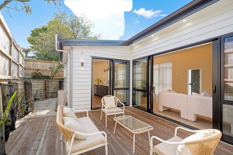 Photo of property in 22a Merchant Avenue, Te Atatu South, Auckland, 0610