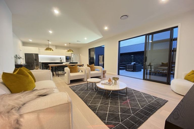 Photo of property in 30 Rosslands Avenue, Karaka, 2124