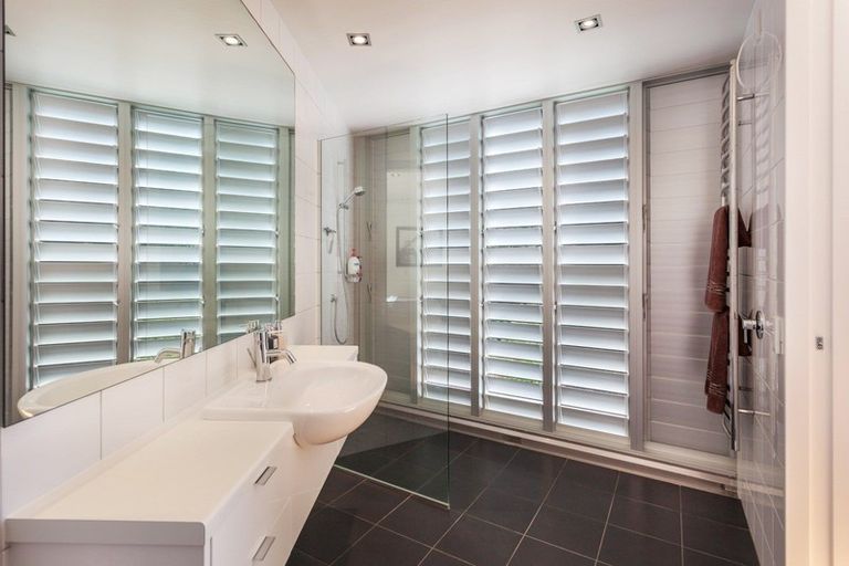 Photo of property in 22 Oceana Heights, Tairua, 3508