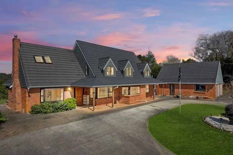 Photo of property in 307 Duck Creek Road, Stillwater, Silverdale, 0993