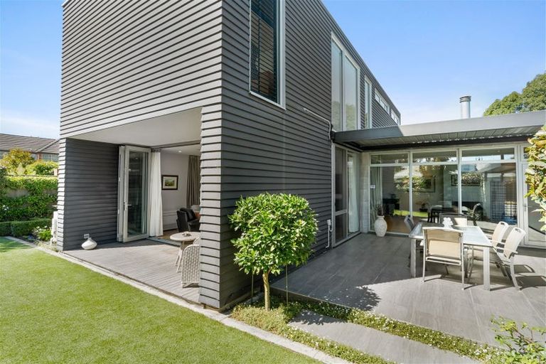 Photo of property in 21 Weka Street, Fendalton, Christchurch, 8041