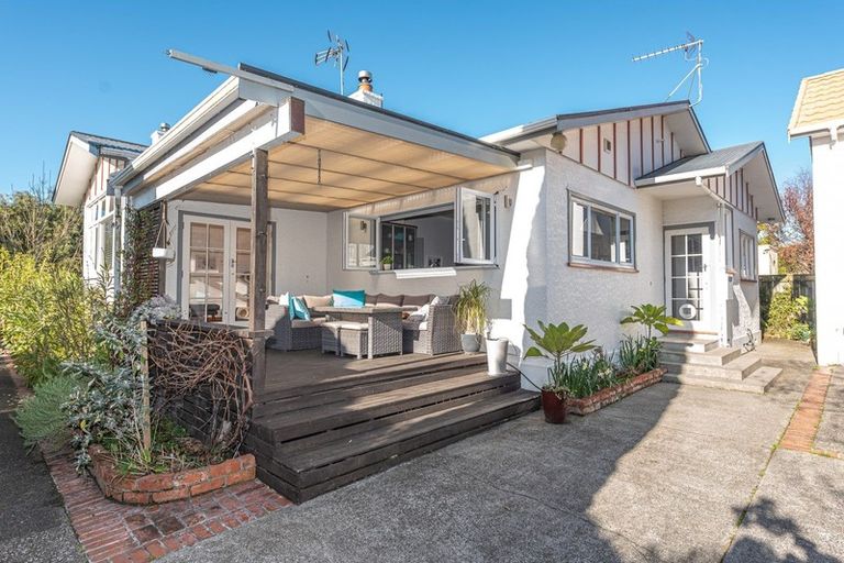 Photo of property in 9 Tregarth Street, Saint Johns Hill, Whanganui, 4501