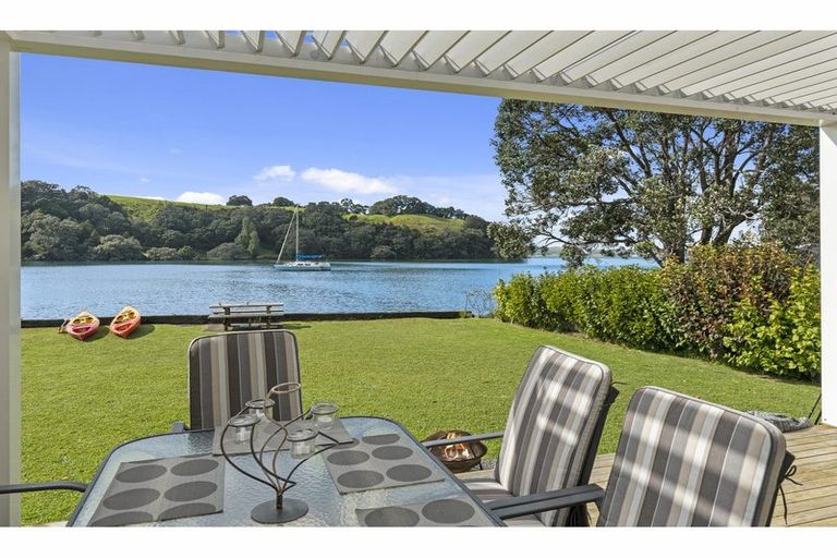 Photo of property in 397 Leigh Road, Whangateau, Warkworth, 0985