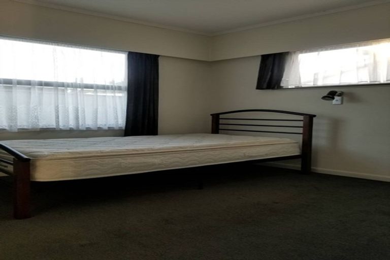 Photo of property in 18 Berkley Avenue, Hillcrest, Hamilton, 3216