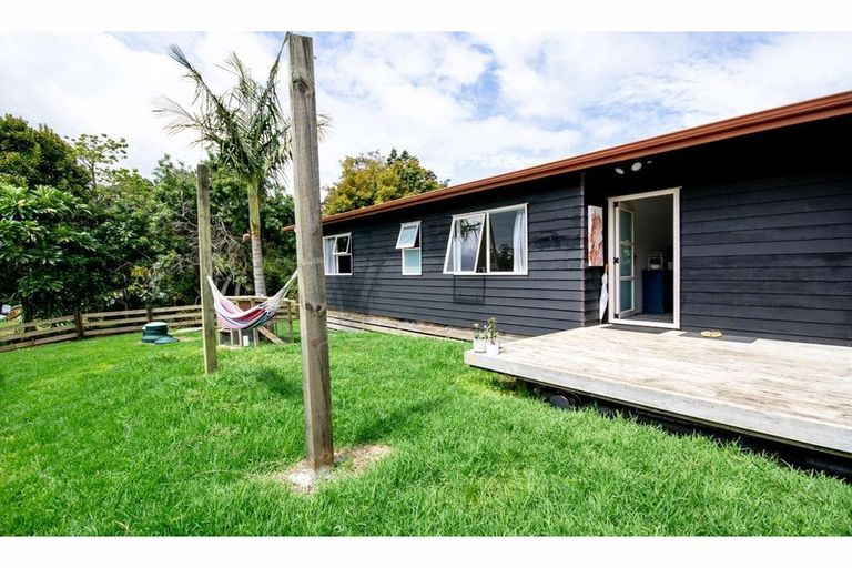 Photo of property in 15 Hoults Way, Kerikeri, 0230